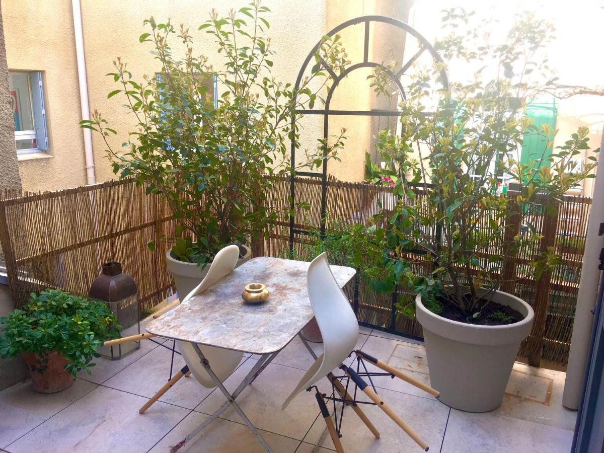Apartamento Un Coin De Luberon LʼIsle-sur-la-Sorgue Exterior foto
