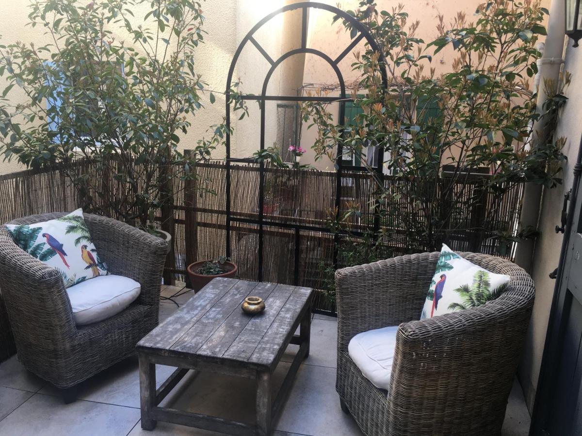 Apartamento Un Coin De Luberon LʼIsle-sur-la-Sorgue Exterior foto